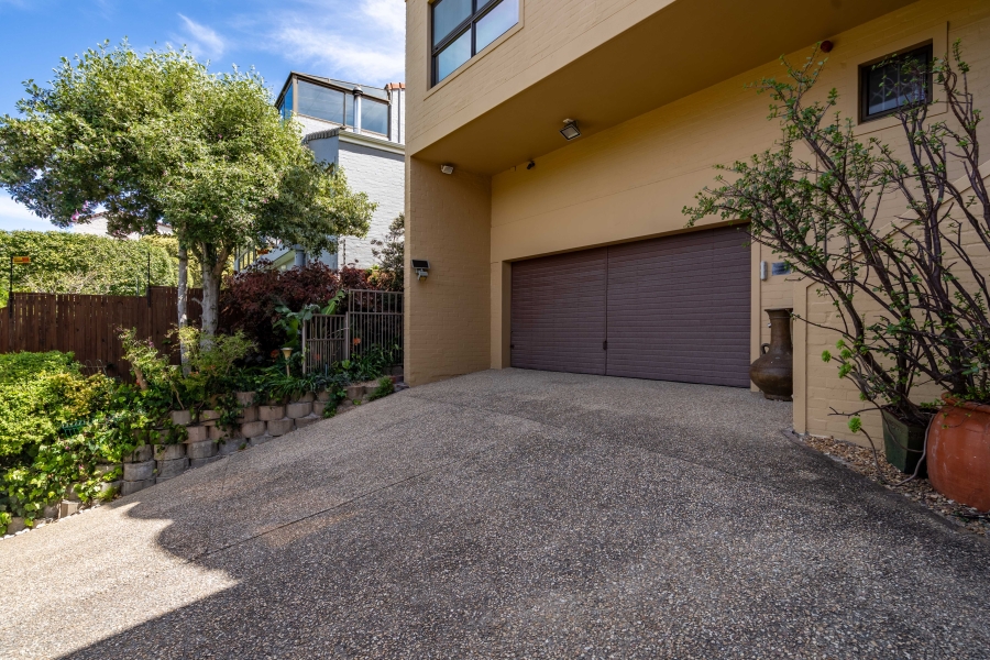 3 Bedroom Property for Sale in Northshore Western Cape